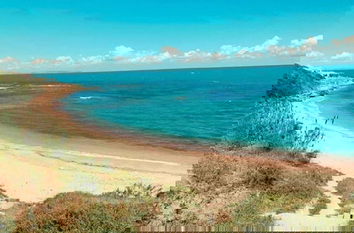 Foto 15 - Luxurious Sea View With Private Beach in Gammarth Marsa
