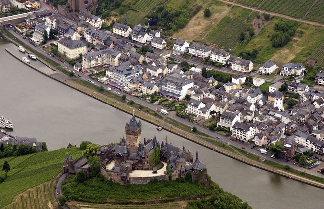 Restyled Villa with Washing Machine near River Moselle - Foto 38
