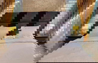 Foto 3 - Sapphire Residences by Crystal Magodo