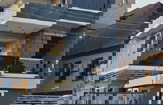 Foto 1 - Sapphire Residences by Crystal Magodo