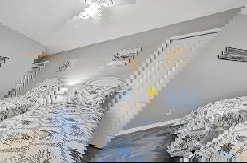 Foto 5 - Crystal Village II, Unit 6B
