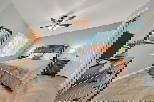 Foto 3 - Crystal Village II, Unit 6B