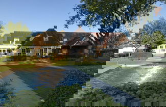 Photo 1 - Vacation Home Mol With Heated Pool