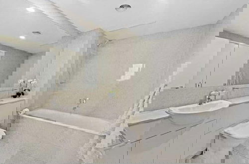 Foto 16 - Swell Apartments - by Burleigh Letting