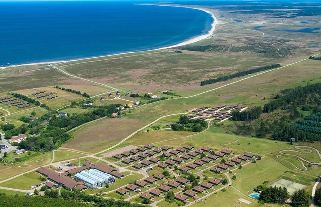 6 Person Holiday Home on a Holiday Park in Hanstholm - Foto 1