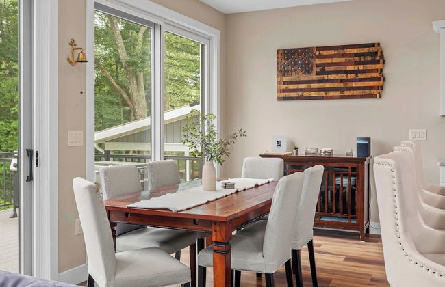 Lakeside Serenity by Avantstay Lakefront, Newly Built, Deck w/ Views! - Photo 21