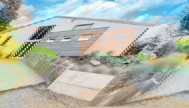 Foto 1 - Farmstay With Indoor Swimming Pool