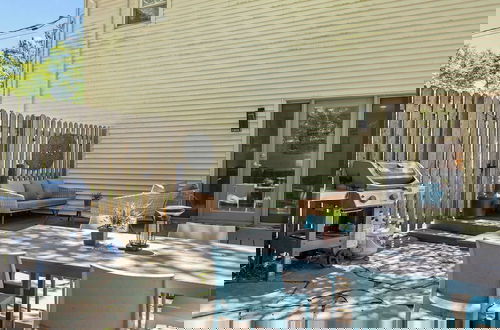 Foto 38 - Simply Shores by Avantstay Private Beach + Dock Lake Overlook