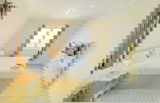 Foto 2 - Cozy Stay Studio Room Grand Palace Kemayoran Apartment