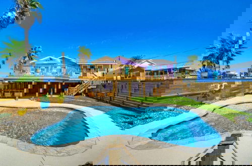 Photo 66 - Barefoot & Salty by Avantstay Private Pool