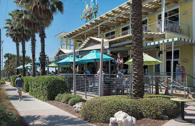 Large Balcony! Gulf Front Master Suite! Many Amenities On-site! - Foto 23