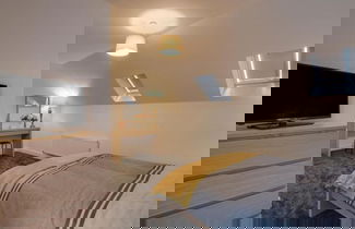 Photo 3 - Beach Retreat 1bhk Apt in Skinnigrove