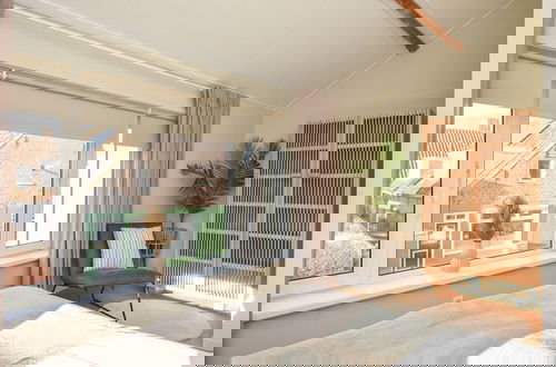 Foto 6 - Lovely Holiday Home With Garden