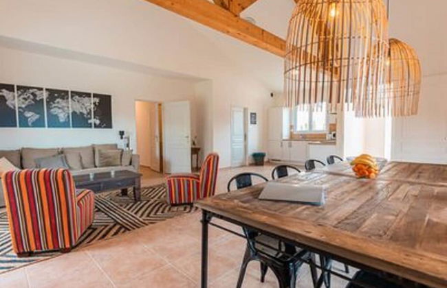 Spacious Villa With Large Garden - Foto 13