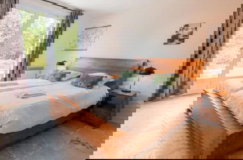 Foto 4 - Spacious Villa With Large Garden