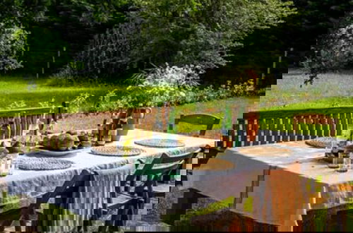 Foto 12 - Spacious Villa With Large Garden