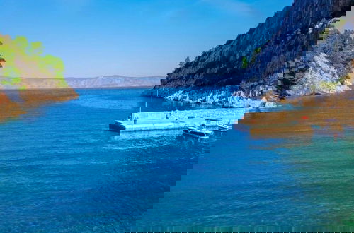 Foto 11 - Apartments Vela Stiniva - Two Bedroom Apartment With Sea View and Terrace