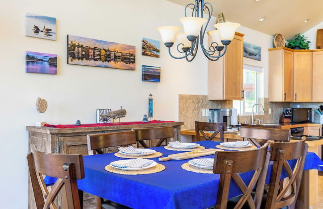 Harborview Getaway by Avantstay Walk to Beach - Foto 12