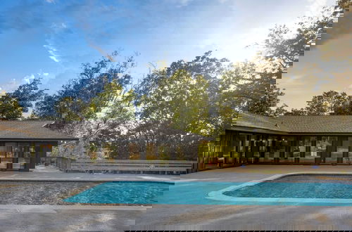 Foto 30 - Amber Refresh by Avantstay Pool and Hot Tub