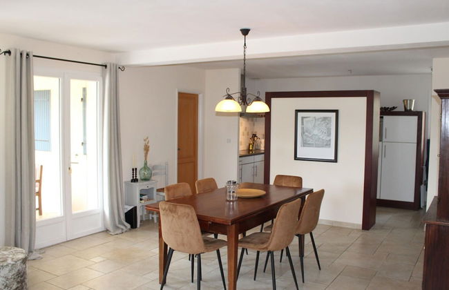 Comfortable Holiday Home With Pool - Foto 17