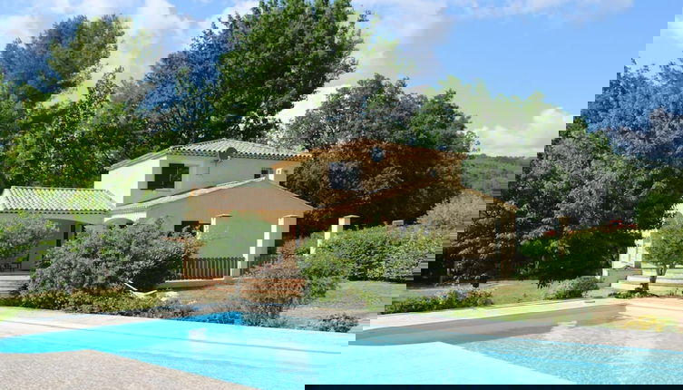Foto 1 - Comfortable Holiday Home With Pool
