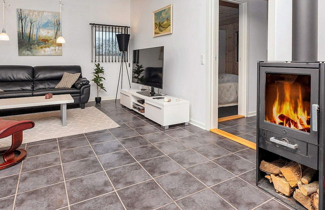 4 Star Holiday Home in Thyholm - Foto 9