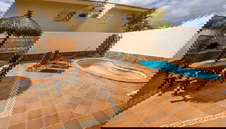 Photo 1 - Villa in Corralejo Near Playa de Palomitas