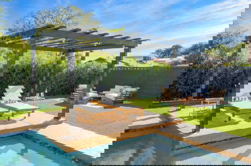 Photo 27 - Element by Avantstay Pool, Firepit, Game Room