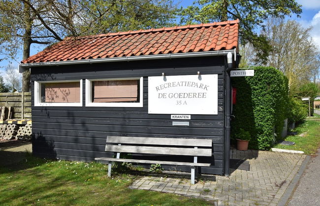 Cozy Chalet in Goedereede With Garden - Foto 23