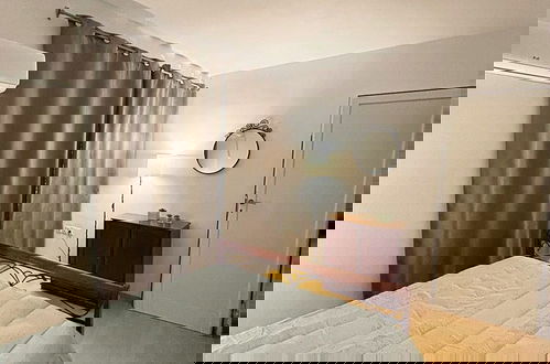 Photo 6 - Charming Kallithea 1Bd Urban Retreat Apt