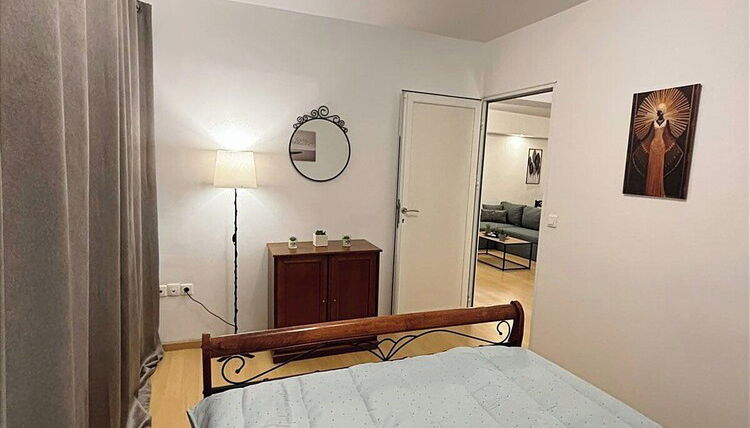 Photo 1 - Charming Kallithea 1Bd Urban Retreat Apt