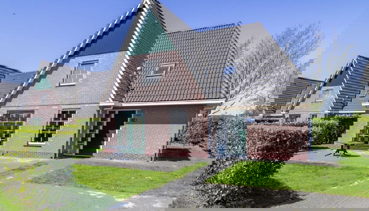 Foto 1 - Villa With Whirlpool and Sauna in Makkum