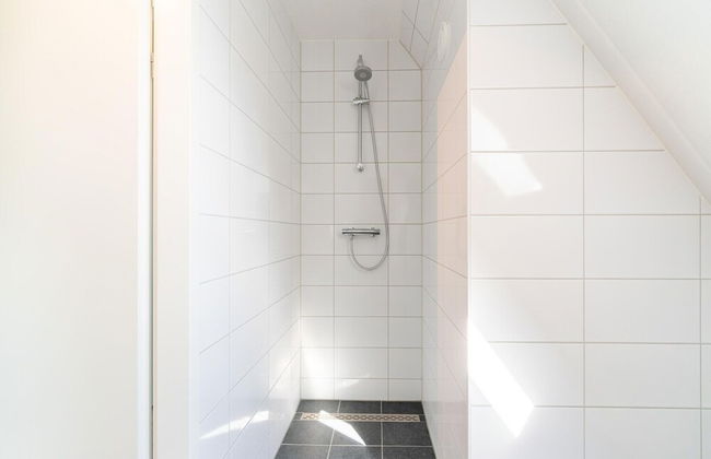 Luxe Stay With Sauna & Garden - Foto 16