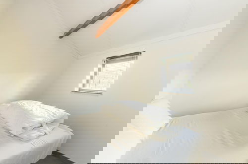 Foto 5 - Holiday Home in Koksijde With Garden & Parking