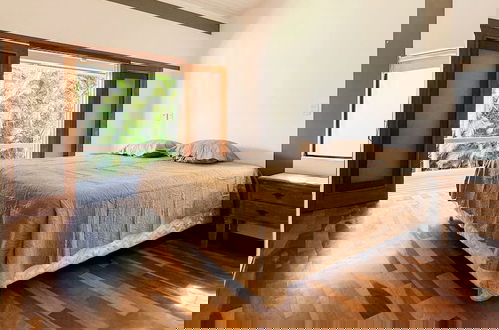Foto 2 - Arquitetura única na Granja Viana