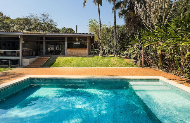 Arquitetura única na Granja Viana - Foto 40