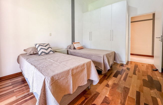 Arquitetura única na Granja Viana - Foto 11