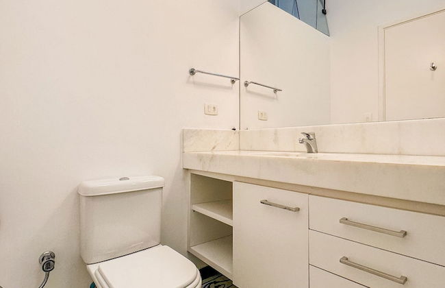 Arquitetura única na Granja Viana - Foto 30