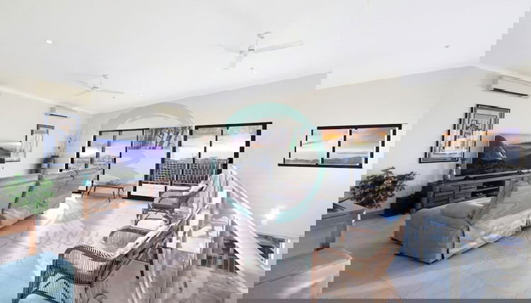 Foto 1 - Pinnacle Penthouse Ambience Views Pool Gym