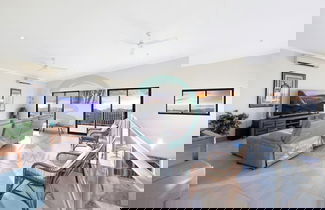 Foto 1 - Pinnacle Penthouse Ambience Views Pool Gym