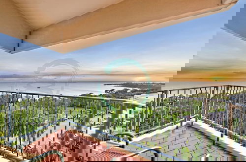 Foto 6 - Coastal Splendor Seaview Pool Balcony Dining