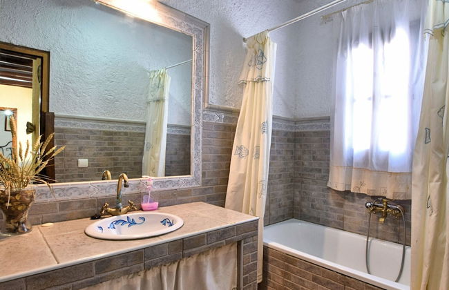 Luxurious Villa in Loja With Swimming Pool - Foto 9