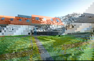 Foto 1 - Cozy Holiday Home With Lawn