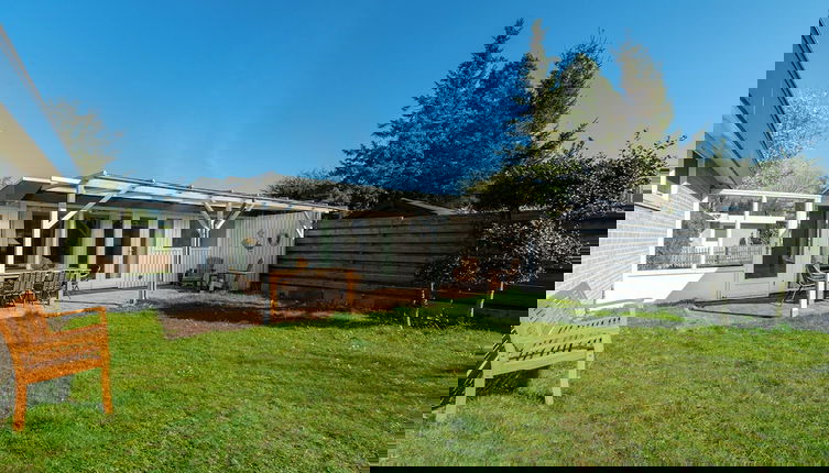 Foto 1 - Pleasant Holiday Home With Terrace