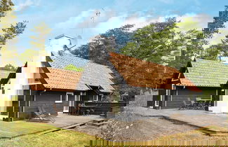Foto 1 - 6 Person Holiday Home in Aakirkeby