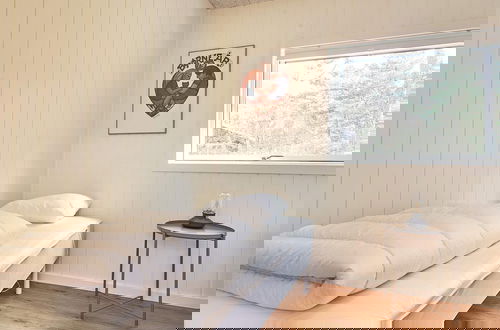 Foto 9 - 8 Person Holiday Home in Nexo