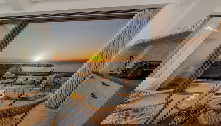 Foto 1 - Soho SeaFront Suites