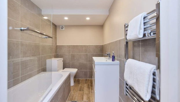 The Brondesbury Park - Sparkling 3bdr Flat With Garden - Foto 2