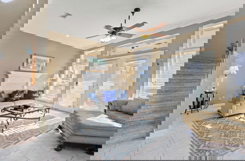 Foto 19 - Epic Beach House With Private Pool, 175 ft to the Beach, U Gotta See It!