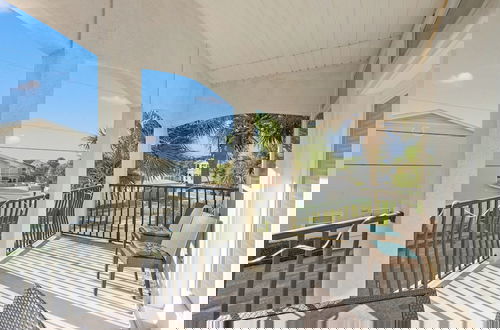 Foto 53 - Epic Beach House With Private Pool, 175 ft to the Beach, U Gotta See It!